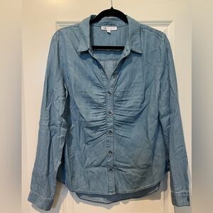 DR2 Women’s Light Blue/Jean Chambray Button Up Shirt